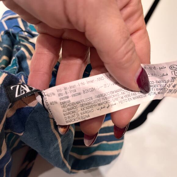 NWT Zara Linen Blend V-neck Sleeveless Striped Pattern Blouse Top Size Medium - Picture 6 of 7